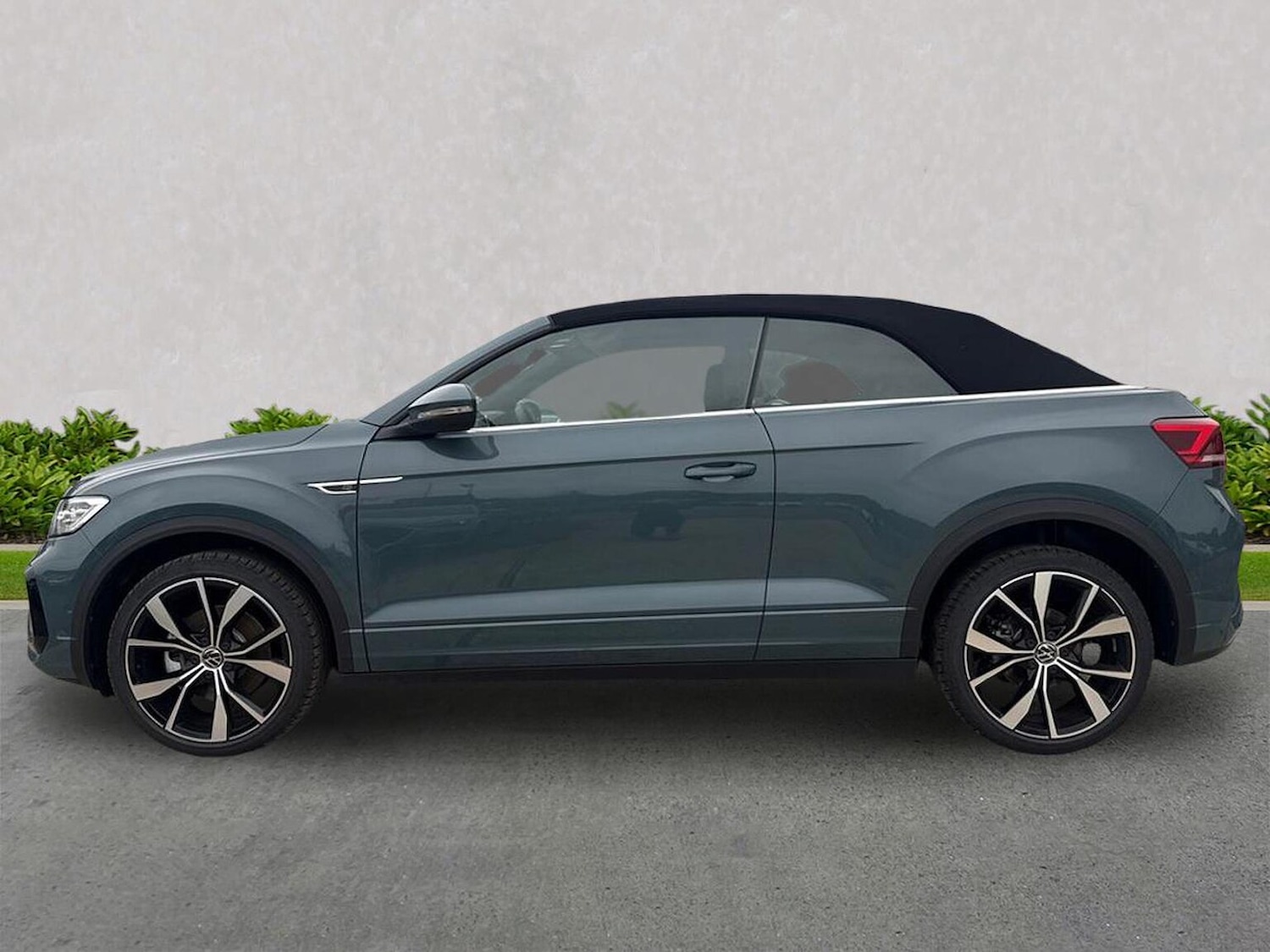 Used Volkswagen T-Roc 2025 for sale - 76263261: Photo 19