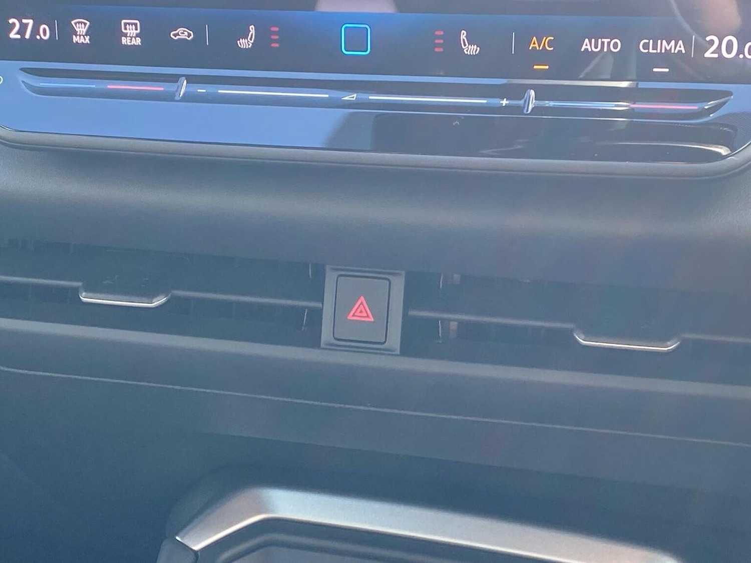 Used Volkswagen T-Roc 2026 for sale - 78194034: Photo 22