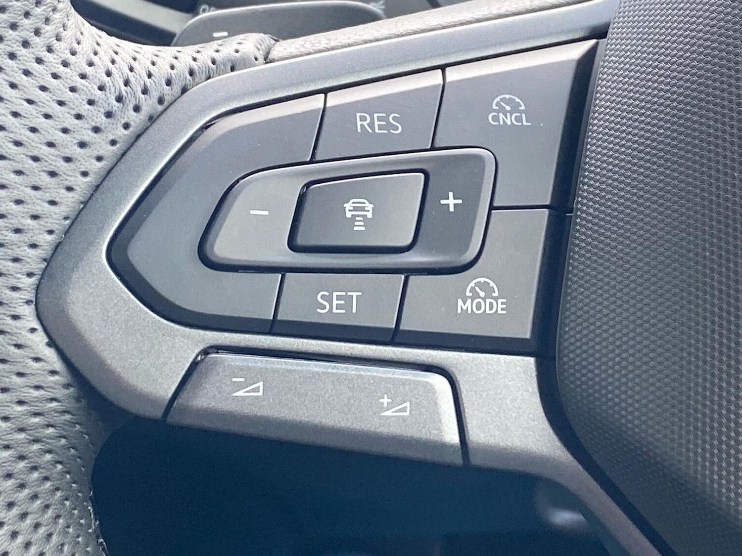 Used Volkswagen T-Roc 2026 for sale - 78194034: Photo 27