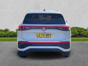 Used Volkswagen Touran 2025 for sale - 76170704: Photo 4