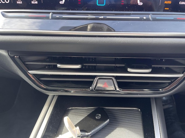 Used Volkswagen Passat 2024 for sale - 76194450: Photo 12