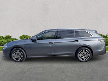 Used Volkswagen Passat 2024 for sale - 76194450: Photo 3