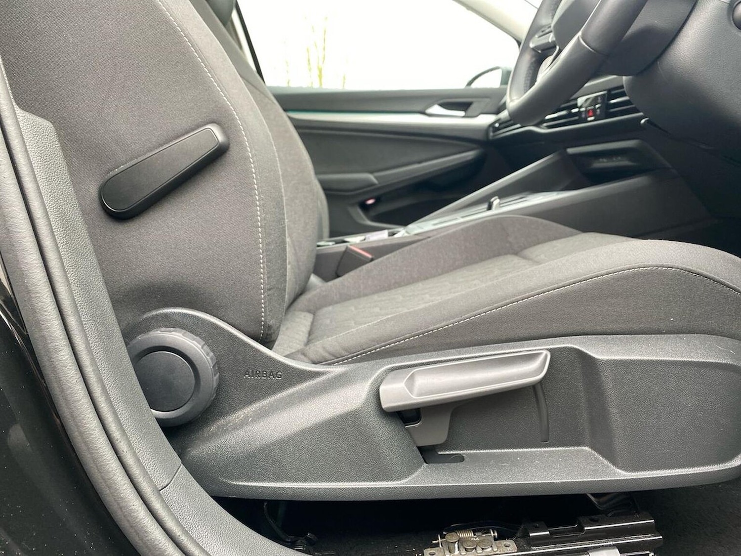 Used Volkswagen Golf 2025 for sale - 77973962: Photo 29