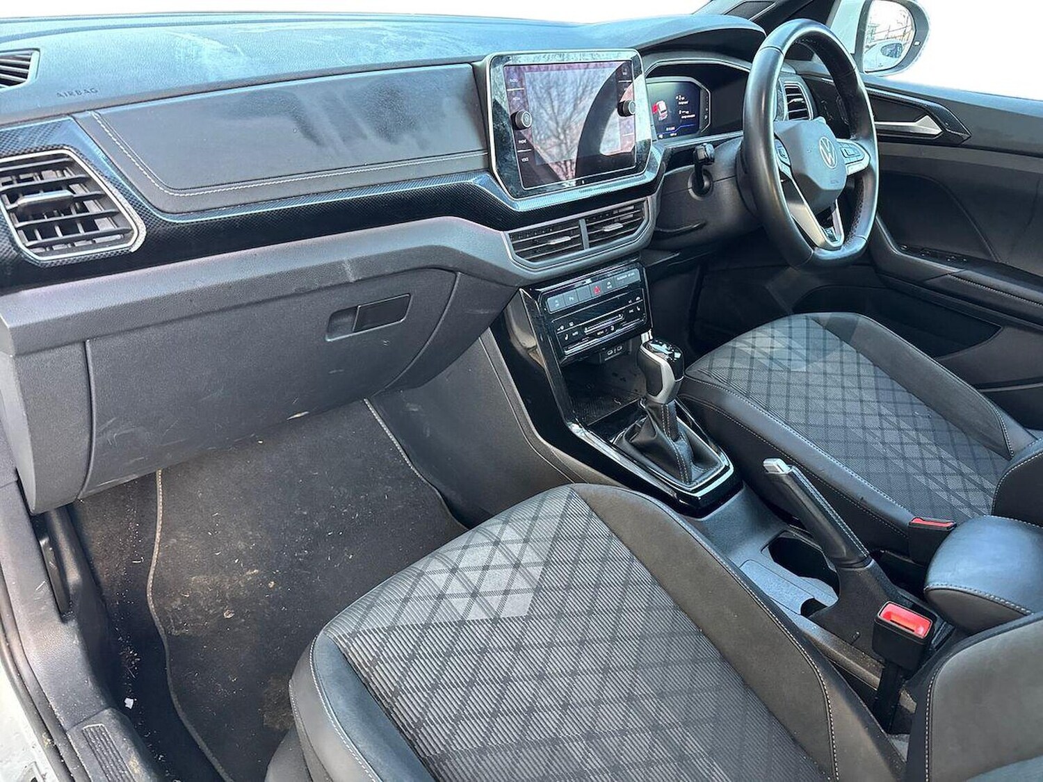 Used Volkswagen T-Cross 2024 for sale - 77056677: Photo 9