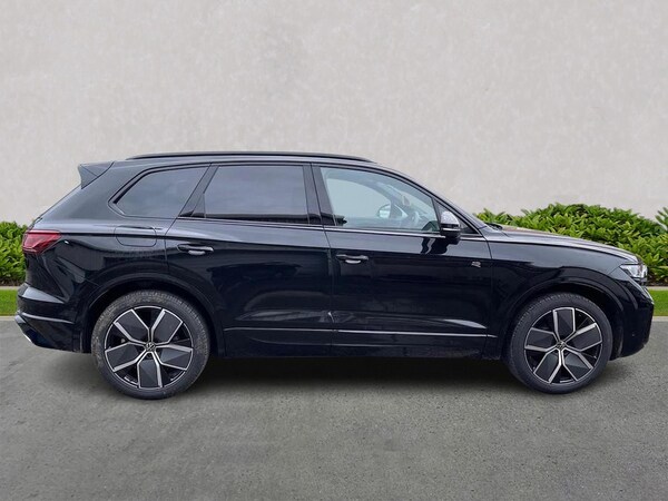 Used Volkswagen Touareg 2025 for sale - 75511772: Photo 3
