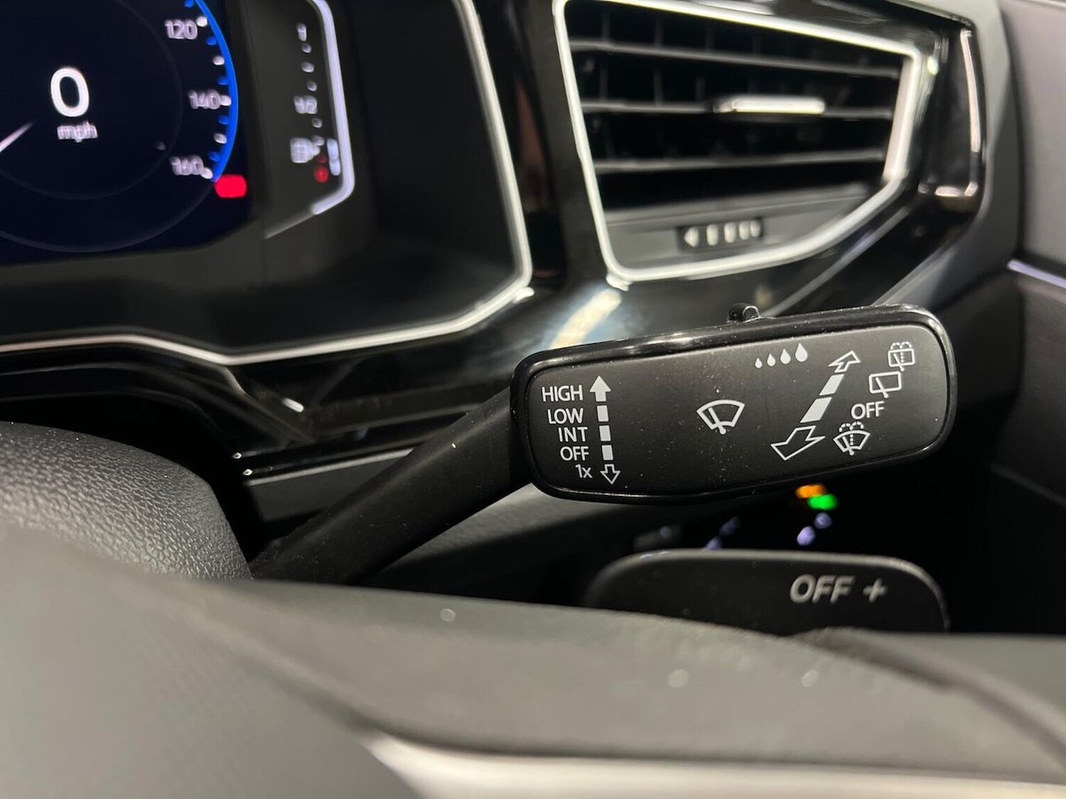 Used Volkswagen Polo 2024 for sale - 76650223: Photo 27