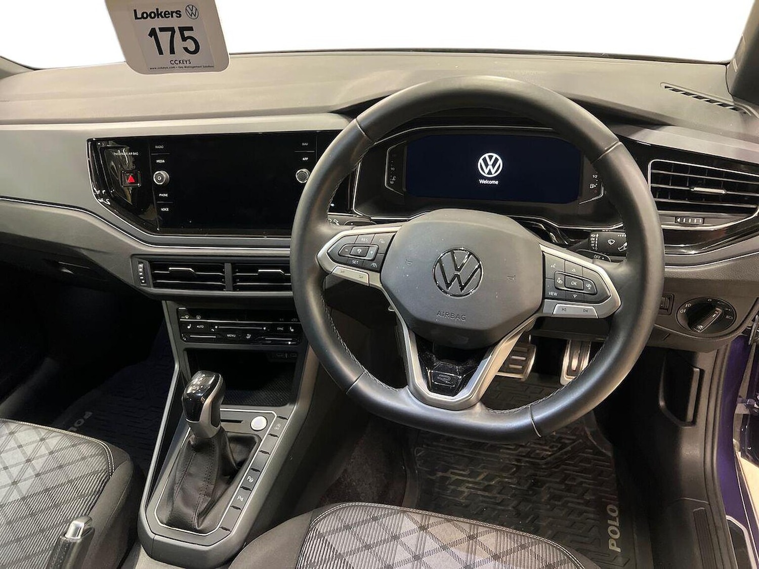 Used Volkswagen Polo 2024 for sale - 76650223: Photo 9