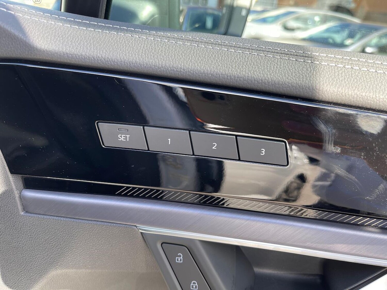 Used Volkswagen Touareg 2025 for sale - 77487748: Photo 25