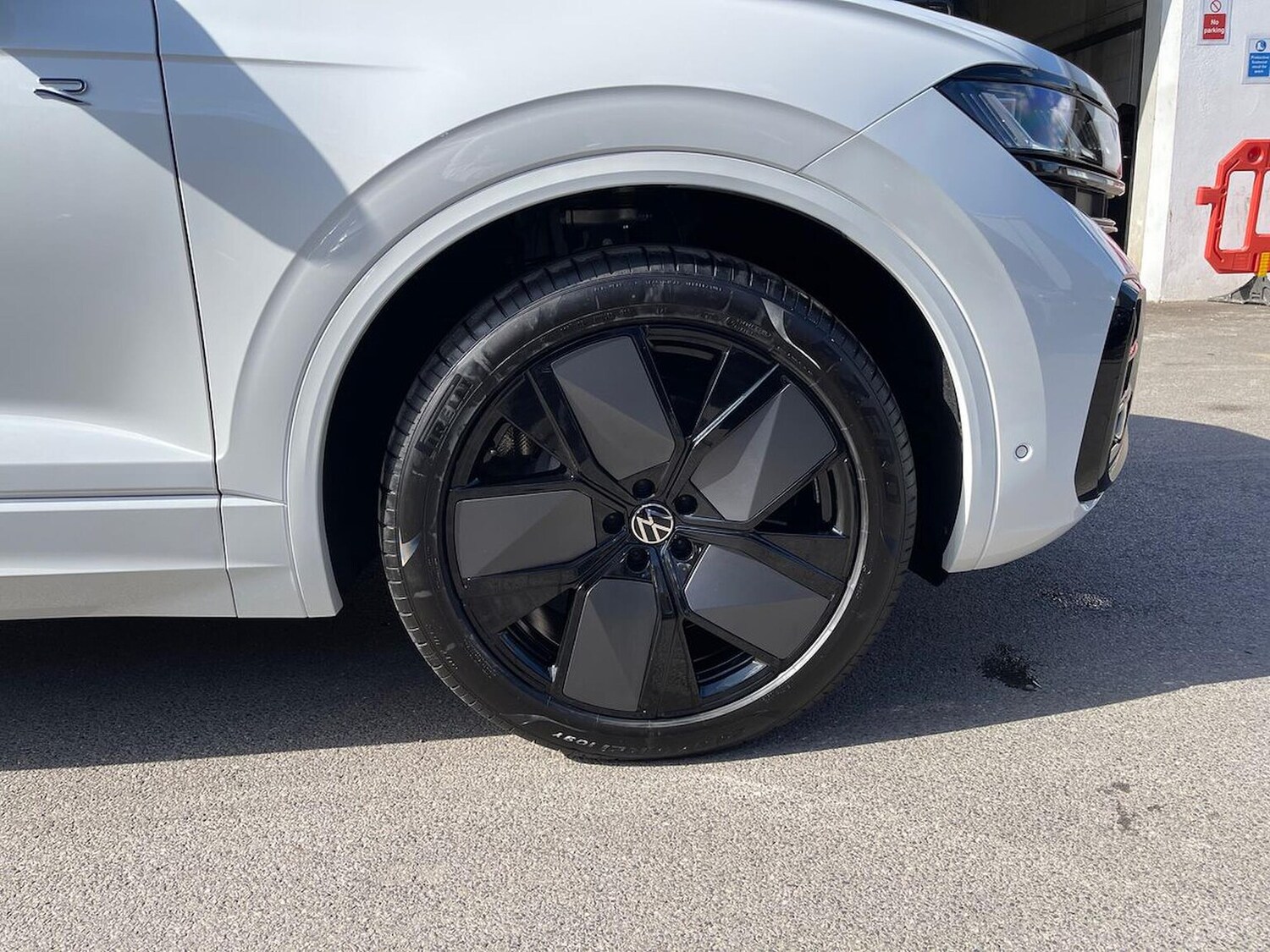 Used Volkswagen Touareg 2025 for sale - 77487748: Photo 6