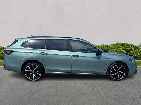 Used Volkswagen Passat 2025 for sale - 75511775: Photo 3