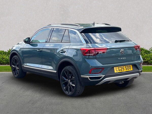 Used Volkswagen T-Roc 2025 for sale - 75662966: Photo 2