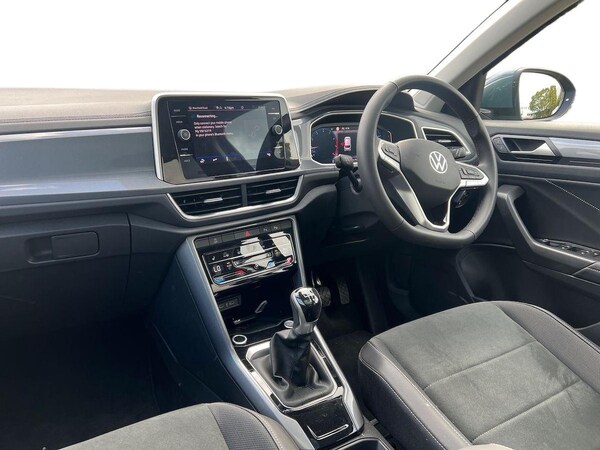 Used Volkswagen T-Roc 2025 for sale - 75662966: Photo 7