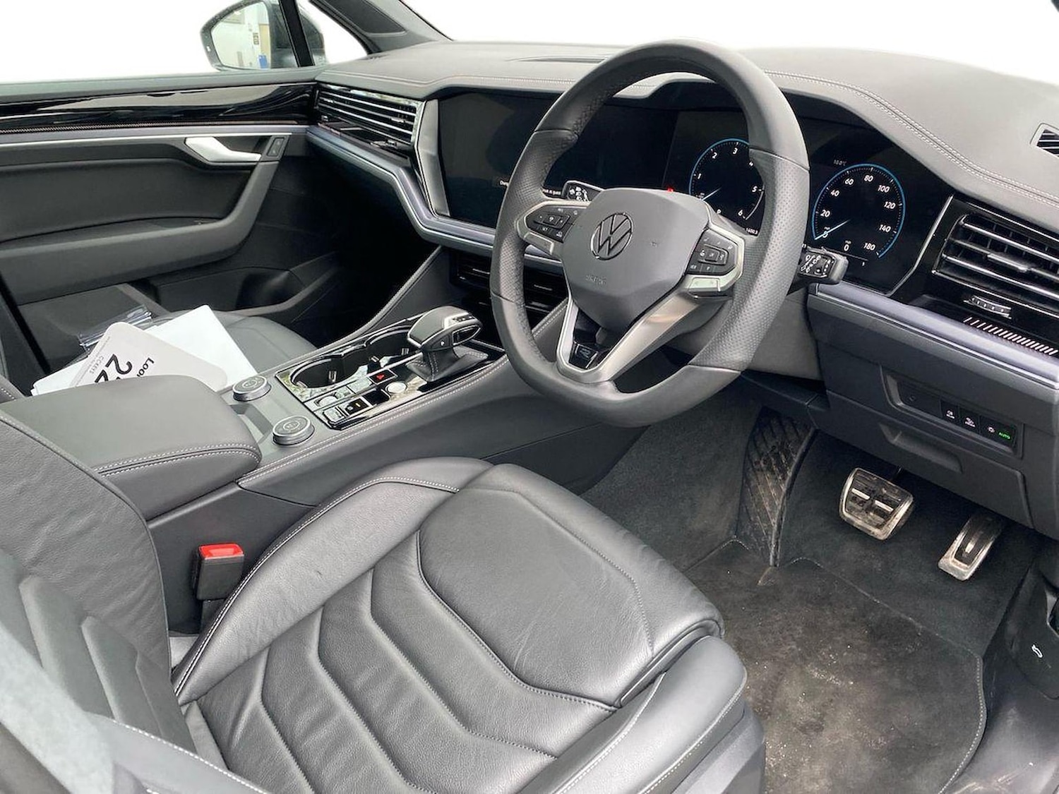 Used Volkswagen Touareg 2026 for sale - 78194145: Photo 15