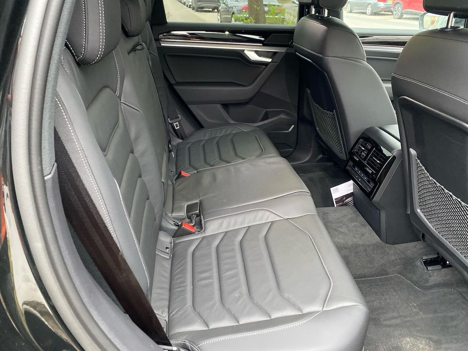 Used Volkswagen Touareg 2026 for sale - 78194145: Photo 16