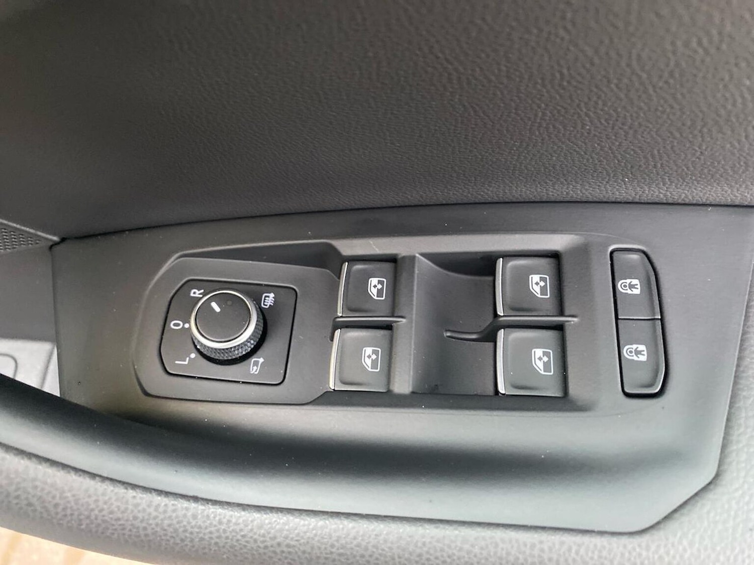 Used Volkswagen Touareg 2026 for sale - 78194145: Photo 21