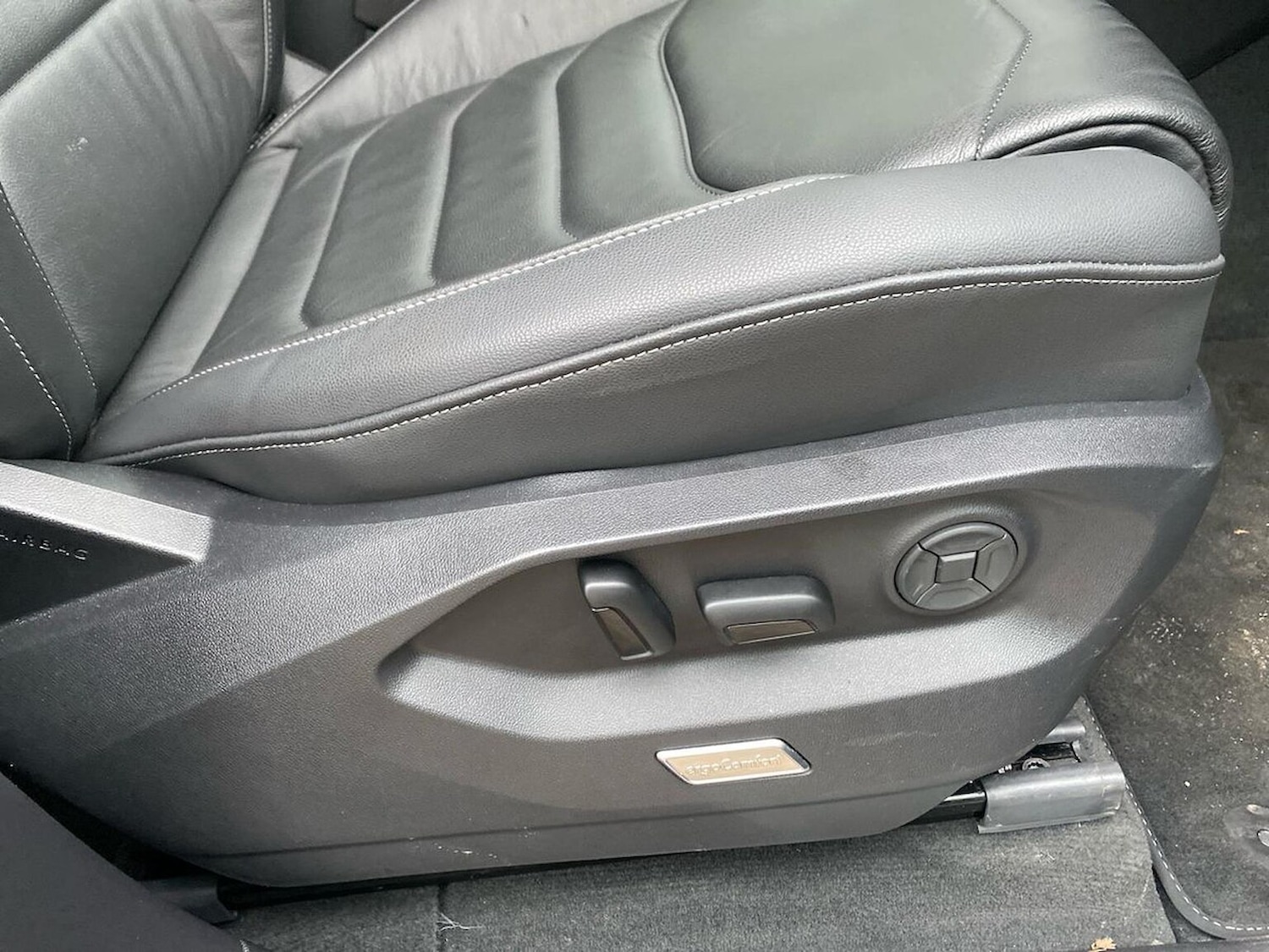 Used Volkswagen Touareg 2026 for sale - 78194145: Photo 30