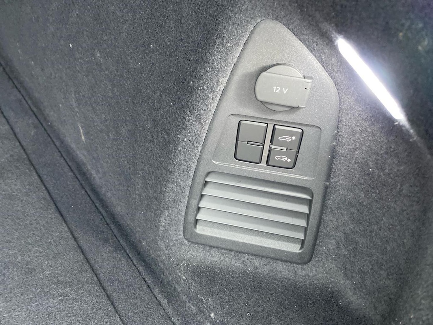 Used Volkswagen Touareg 2026 for sale - 78194145: Photo 42