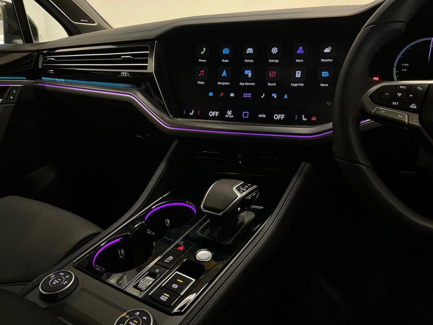 Used Volkswagen Touareg 2025 for sale - 76268367: Photo 13