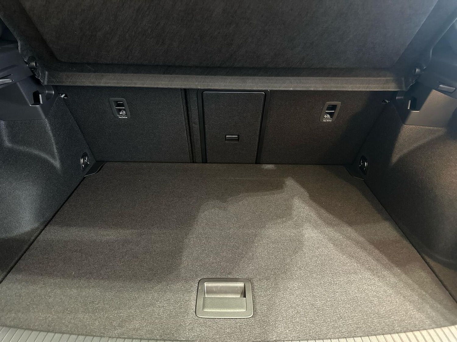 Used Volkswagen T-Roc 2025 for sale - 77715383: Photo 17