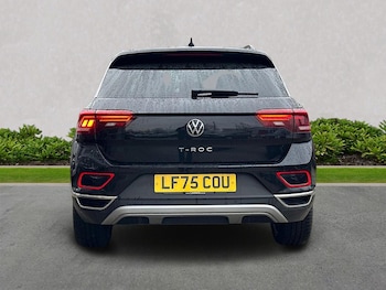 Used Volkswagen T-Roc 2025 for sale - 77715383: Photo