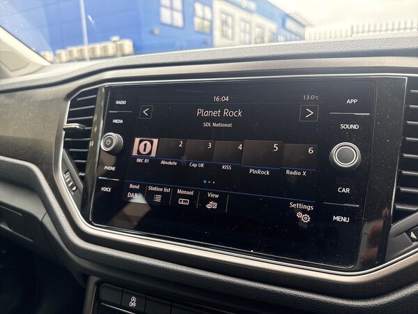 Used Volkswagen T-Roc 2018 for sale - 76268362: Photo 11