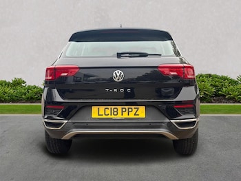 Used Volkswagen T-Roc 2018 for sale - 76268362: Photo 4