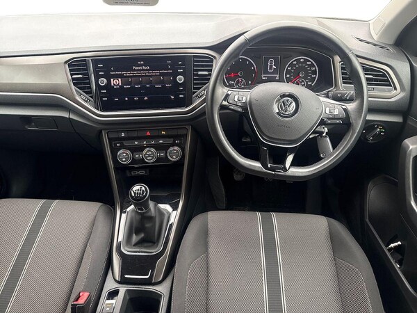 Used Volkswagen T-Roc 2018 for sale - 76268362: Photo 8