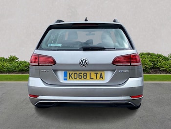 Used Volkswagen Golf 2018 for sale - 78540810: Photo