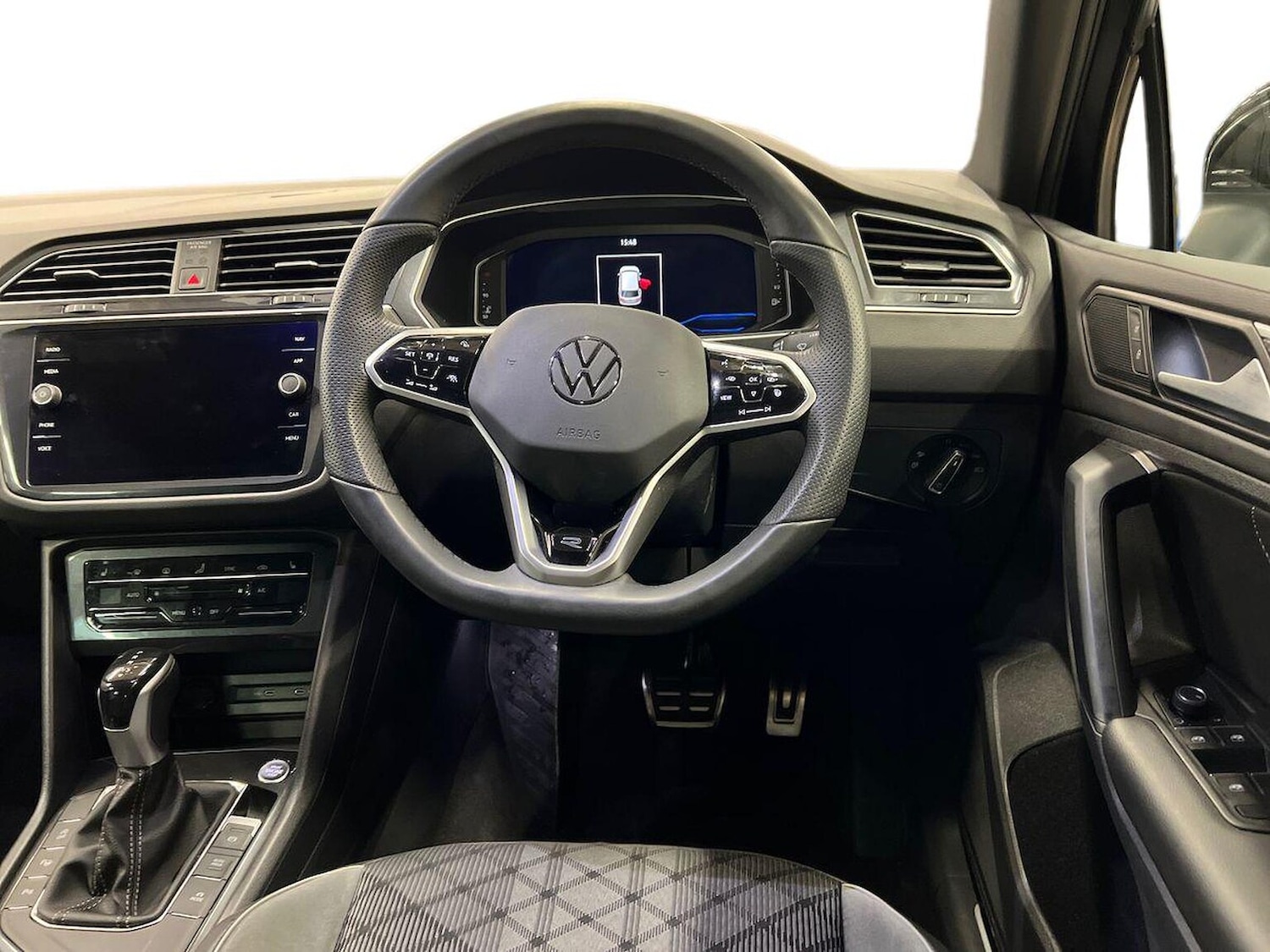 Used Volkswagen Tiguan 2022 for sale - 76599099: Photo 9