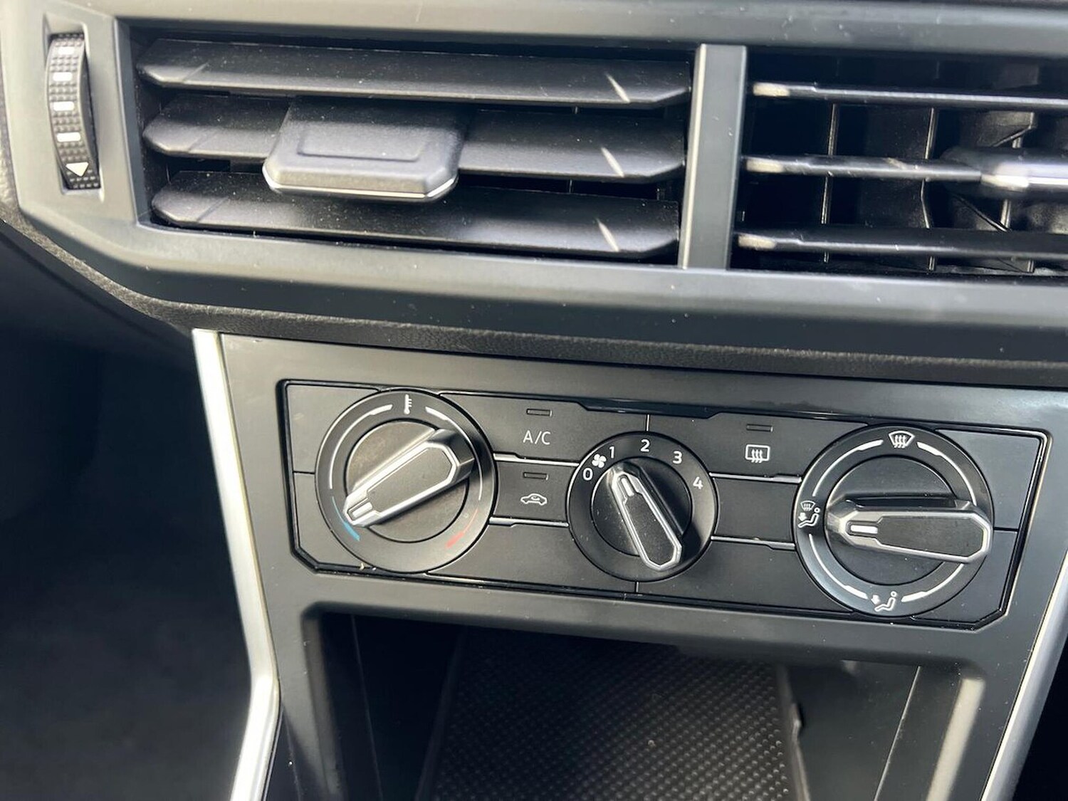 Used Volkswagen Polo 2022 for sale - 76477329: Photo 12