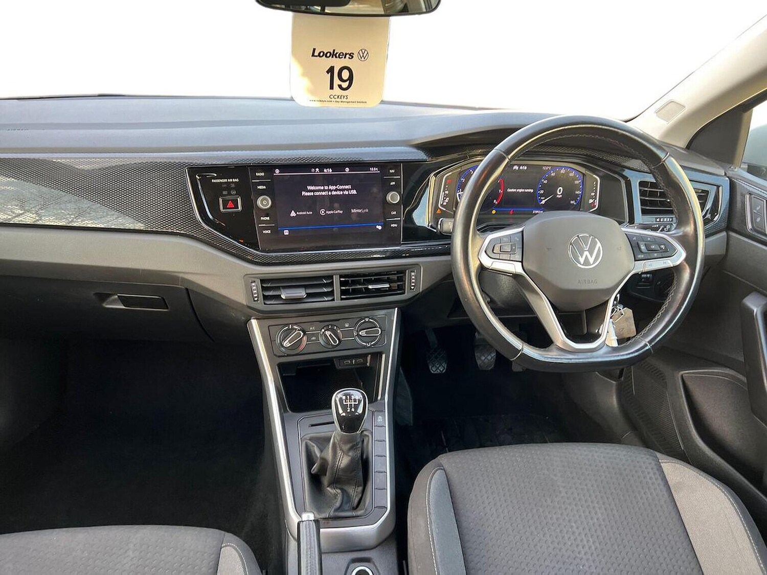 Used Volkswagen Polo 2022 for sale - 76477329: Photo 8