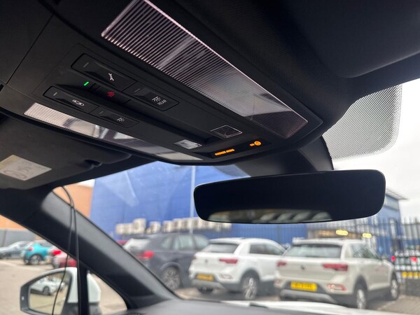 Used Volkswagen Touareg 2019 for sale - 76268373: Photo 14
