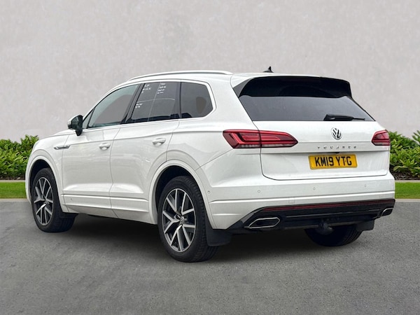 Used Volkswagen Touareg 2019 for sale - 76268373: Photo 2