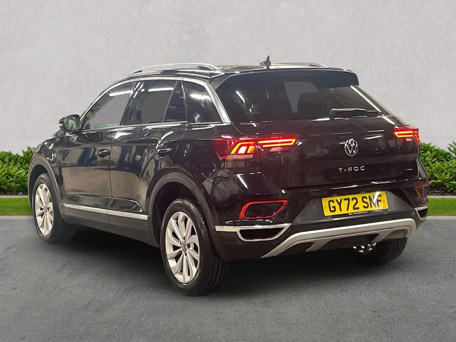 Used Volkswagen T-Roc 2022 for sale - 77023471: Photo 2