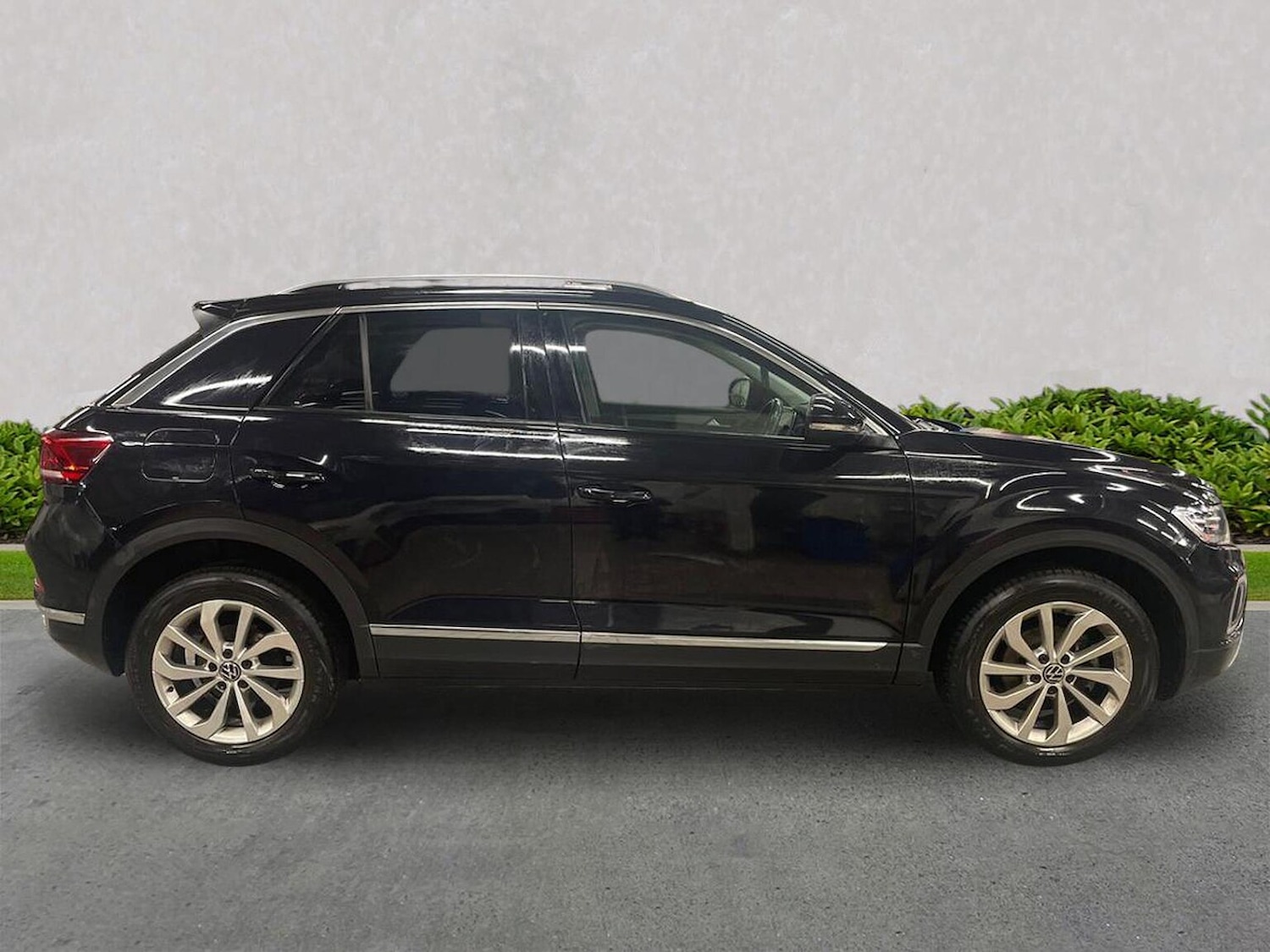 Used Volkswagen T-Roc 2022 for sale - 77023471: Photo 5