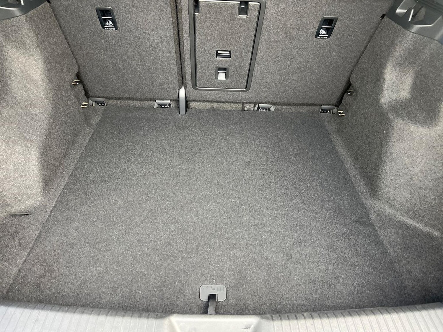 Used Volkswagen ID.4 2025 for sale - 76554260: Photo 17