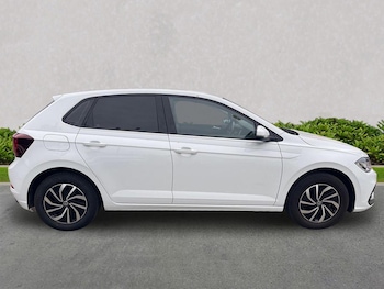 Used Volkswagen Polo 2023 for sale - 76237064: Photo 3