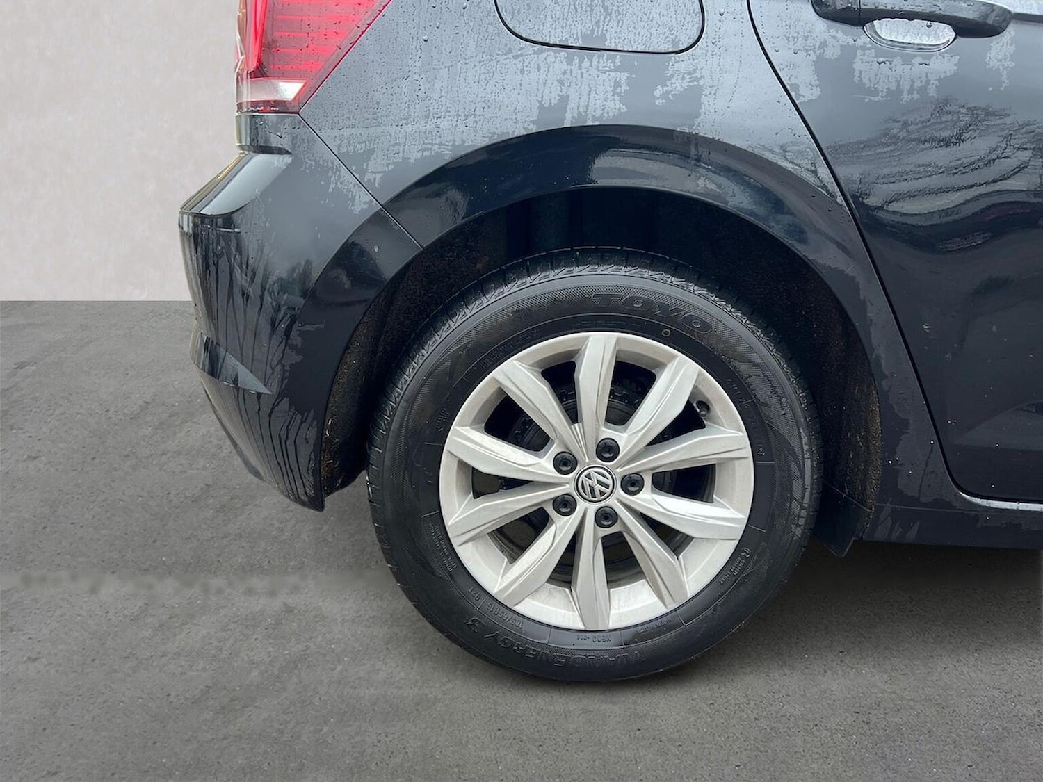 Used Volkswagen Polo 2019 for sale - 76837137: Photo 6