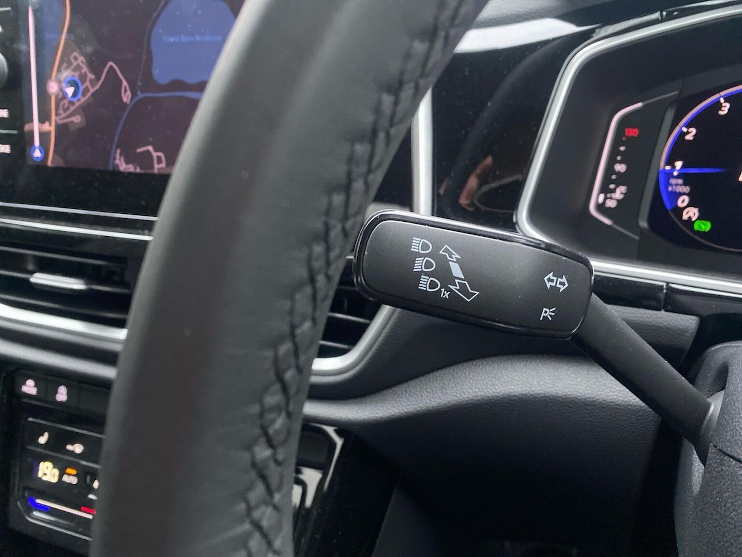 Used Volkswagen T-Roc 2026 for sale - 77802146: Photo 29