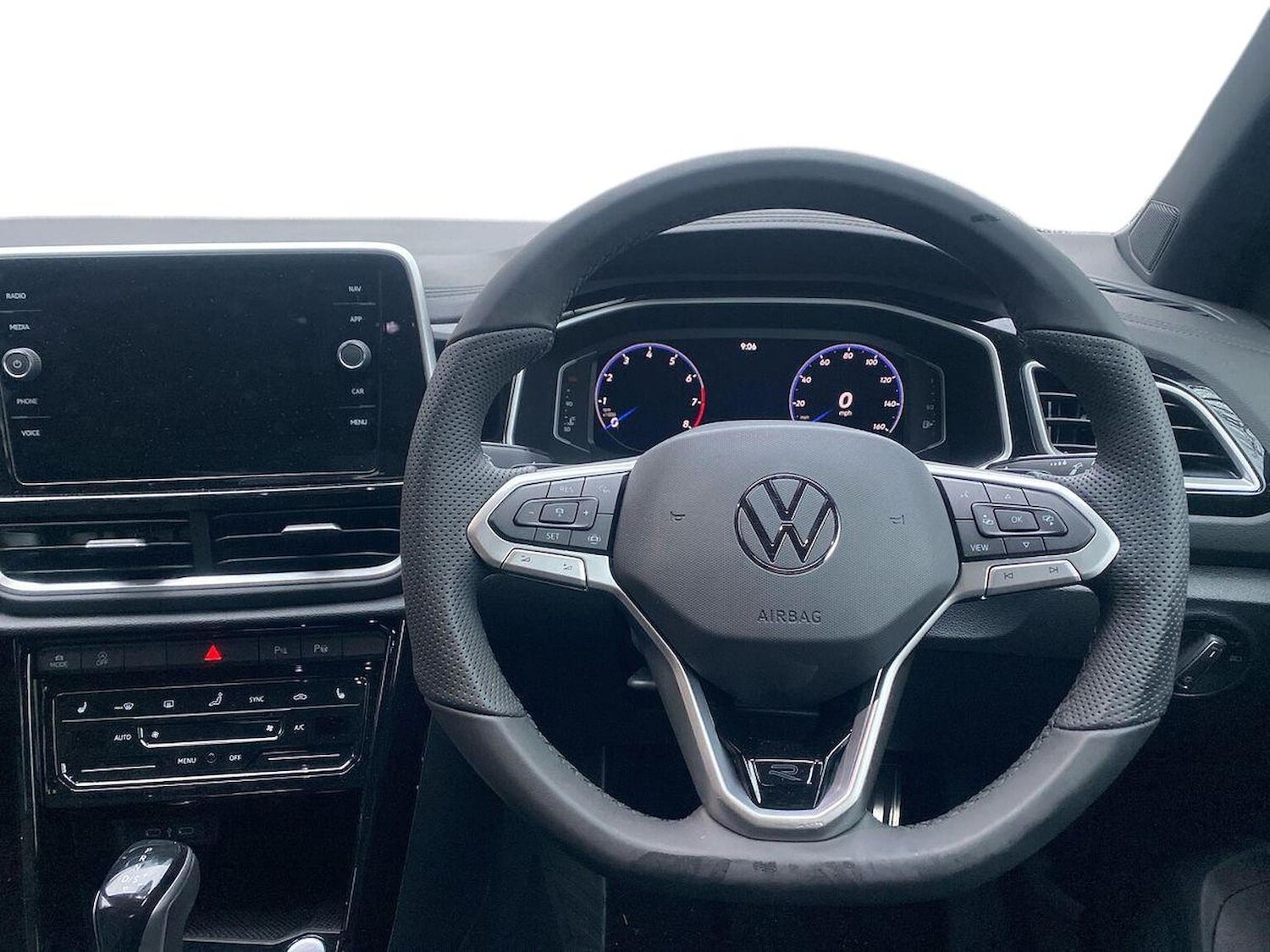 Used Volkswagen T-Roc 2026 for sale - 77802146: Photo 9