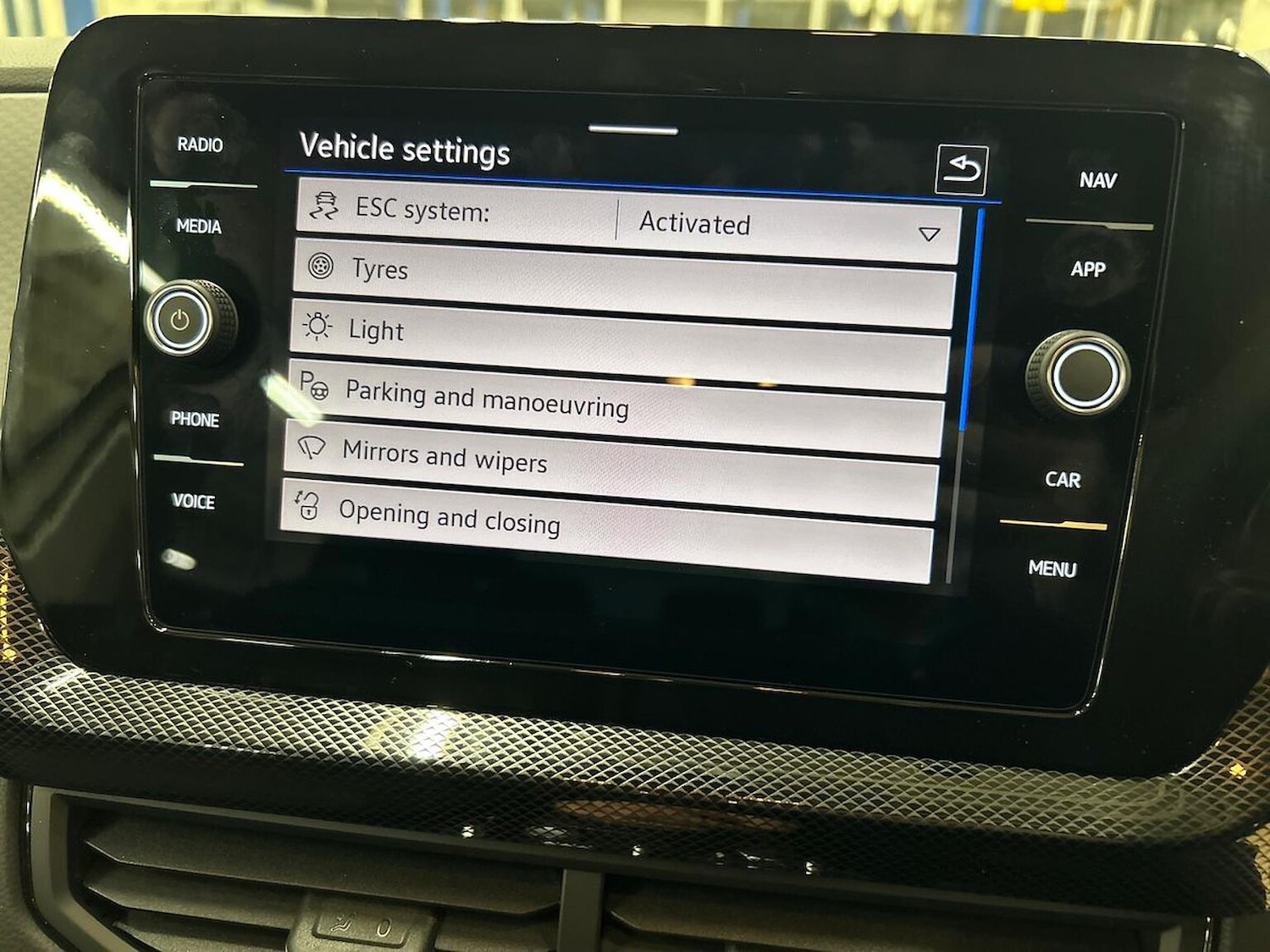 Used Volkswagen T-Cross 2025 for sale - 76837140: Photo 24