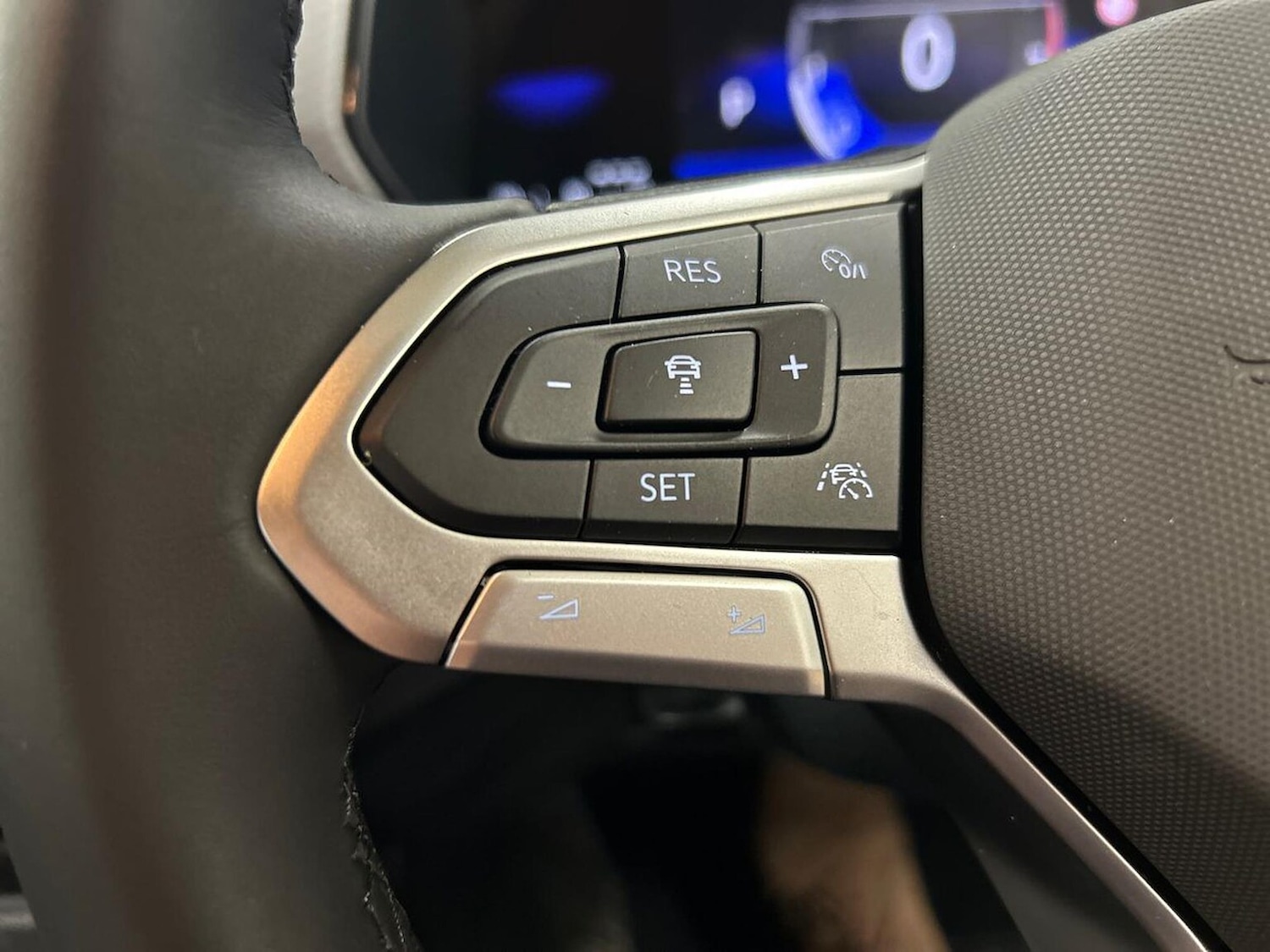 Used Volkswagen T-Cross 2025 for sale - 76837140: Photo 27