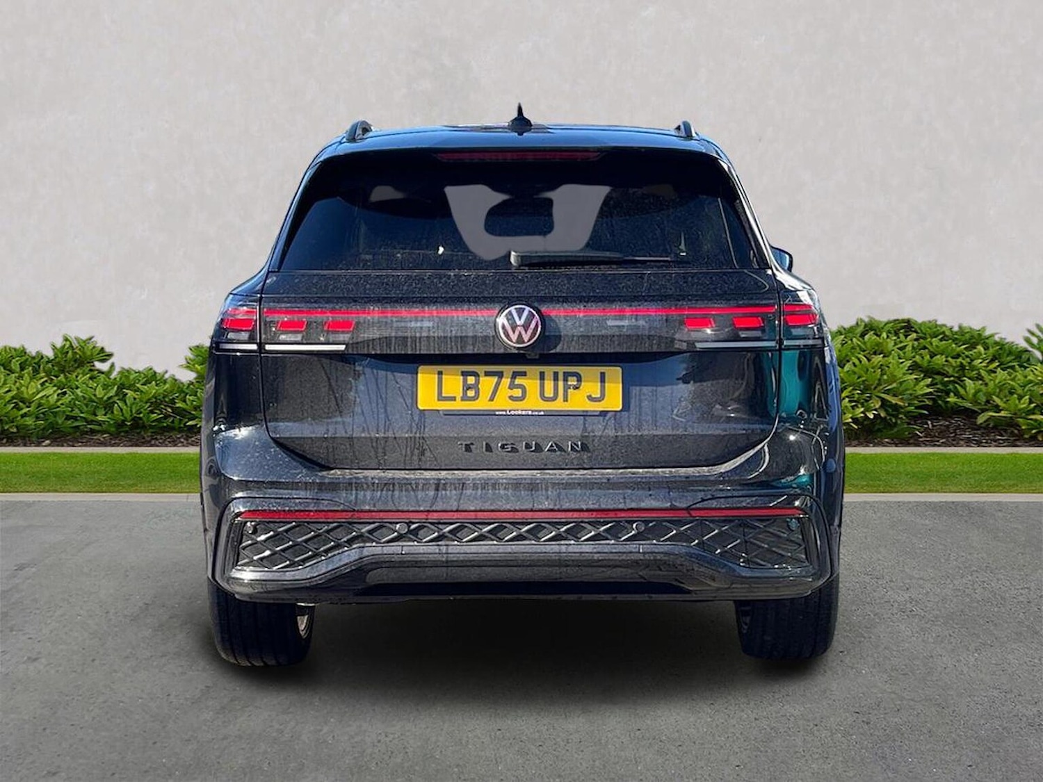 Used Volkswagen Tiguan 2025 for sale - 77555285: Photo 4