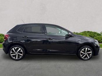 Used Volkswagen Polo 2019 for sale - 79652189: Photo