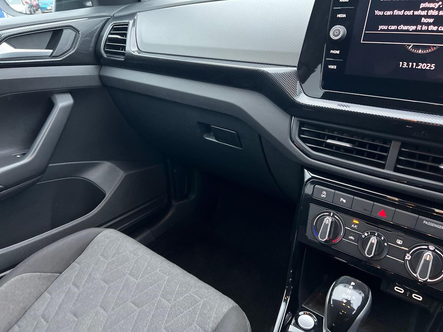 Used Volkswagen T-Cross 2024 for sale - 76577293: Photo 13