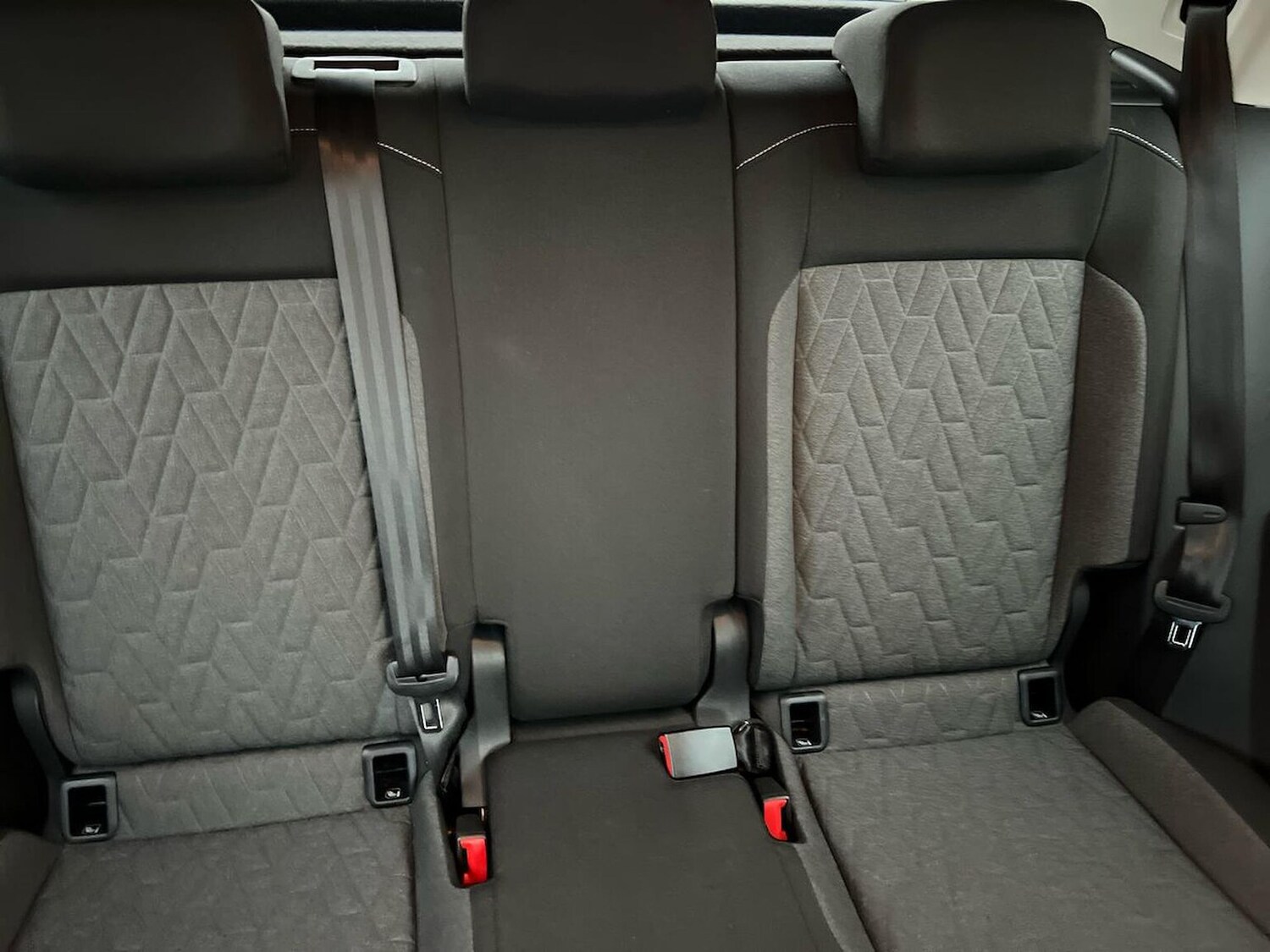 Used Volkswagen T-Cross 2024 for sale - 76577293: Photo 16