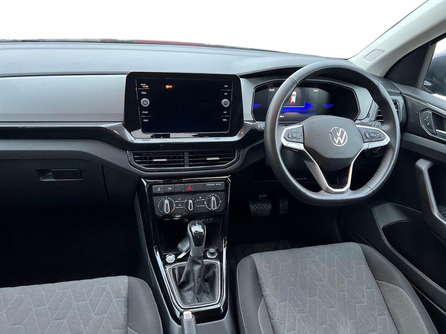 Used Volkswagen T-Cross 2024 for sale - 76577293: Photo 8