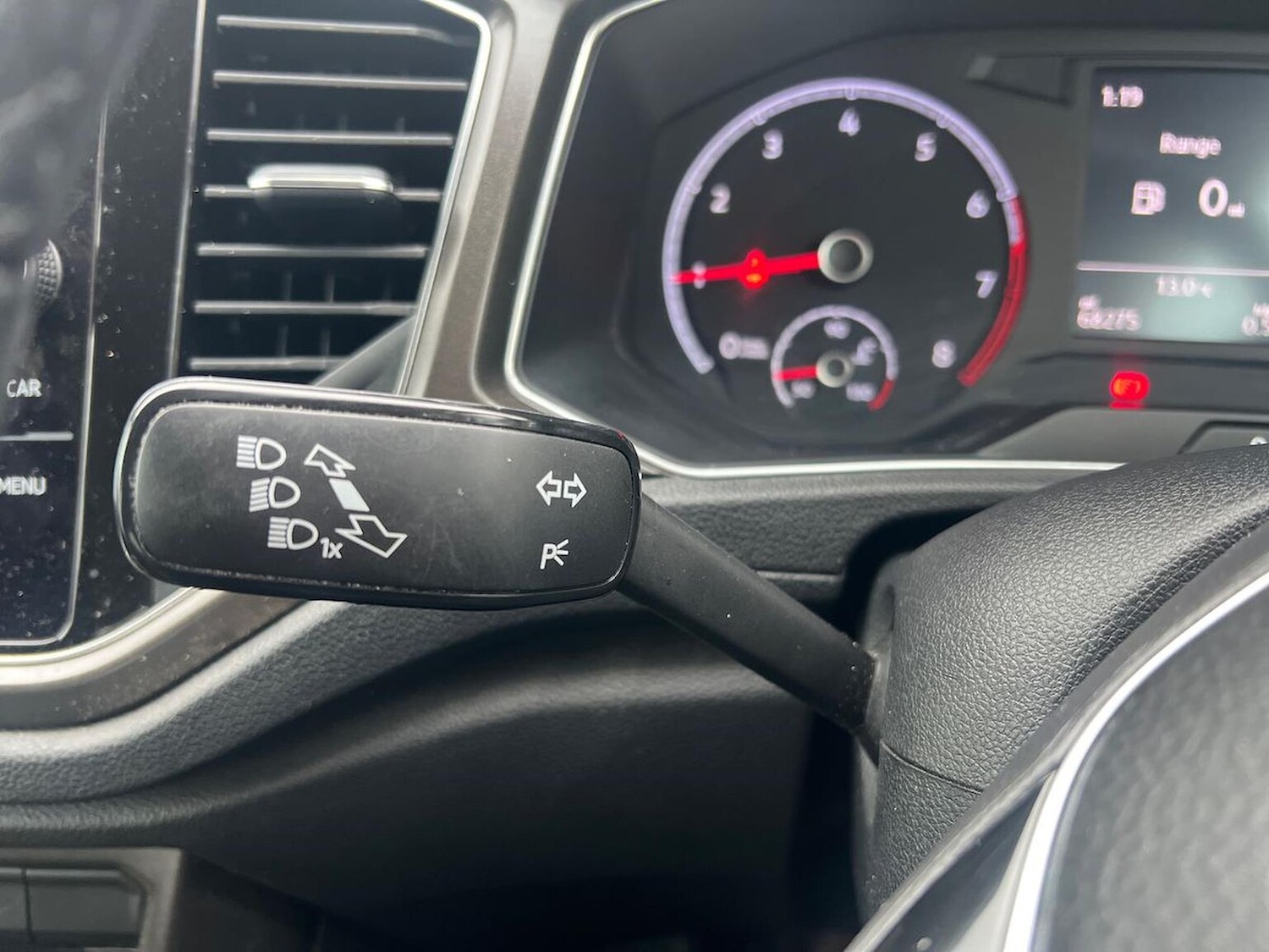 Used Volkswagen T-Roc 2019 for sale - 76735624: Photo 28