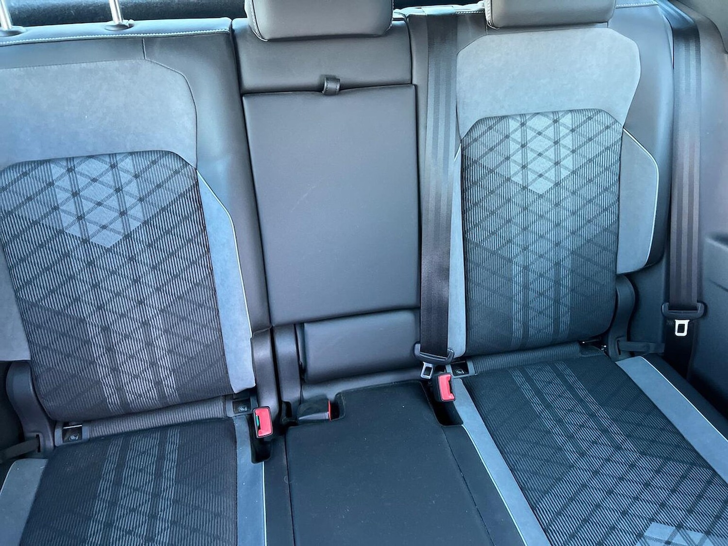 Used Volkswagen Tiguan 2021 for sale - 76807497: Photo 16