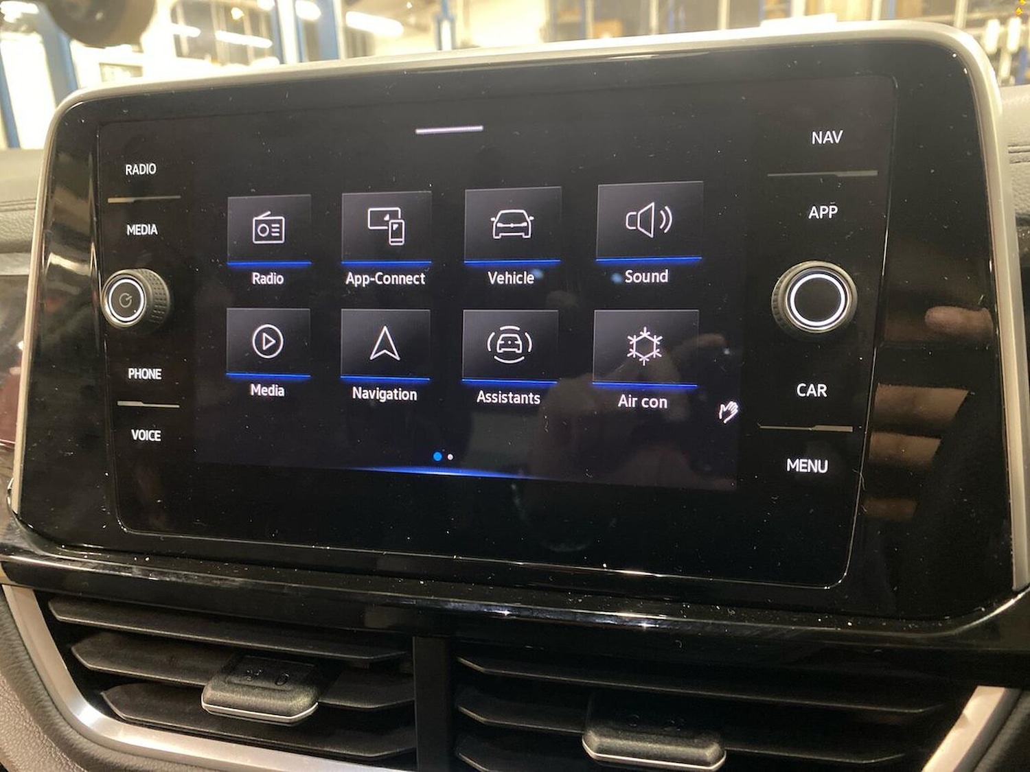 Used Volkswagen T-Roc 2022 for sale - 77635486: Photo 11